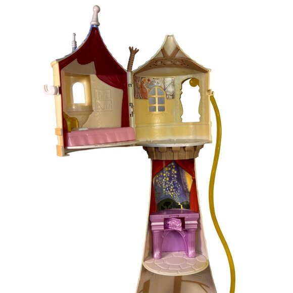 Disney Tangled Rapunzel Tower Playset With Furniture & Dolls - Picture 2 of 5